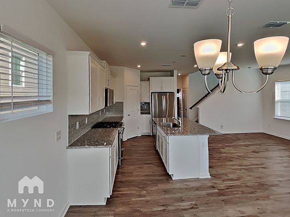 3rd image of 13027 Garren View Ln