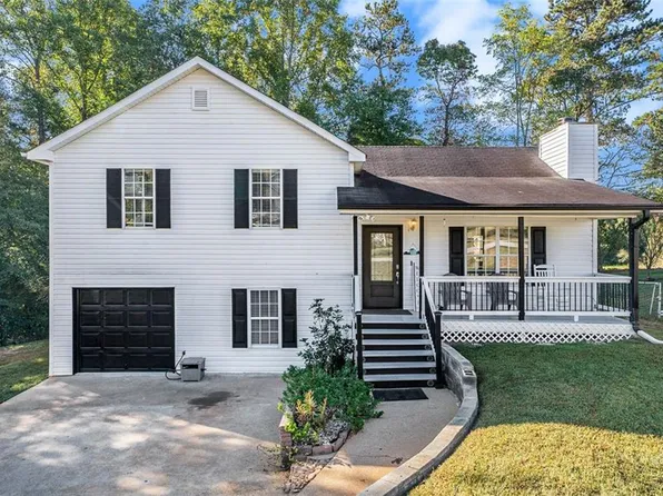 177 Ridgefield Dr, Douglasville, GA 30134