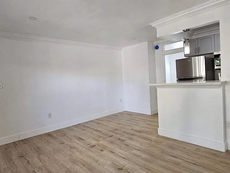 6330 SW 79th St #19 — Photo 8