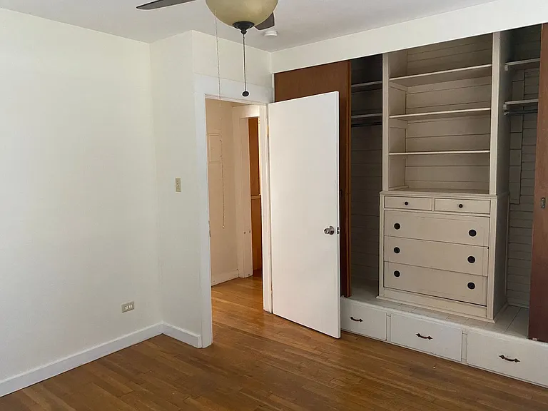 933 Beck St — Photo 12