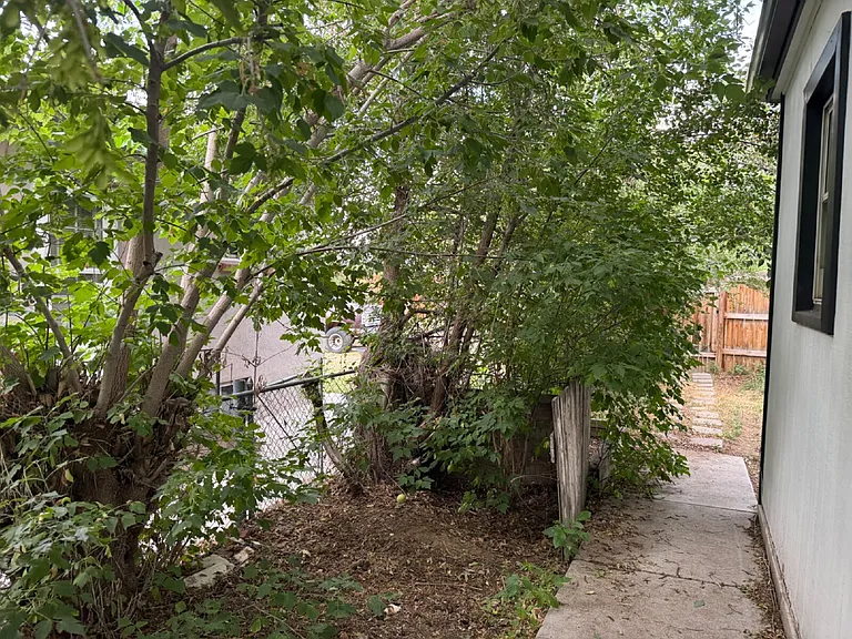 2910 S Delaware St — Photo 17