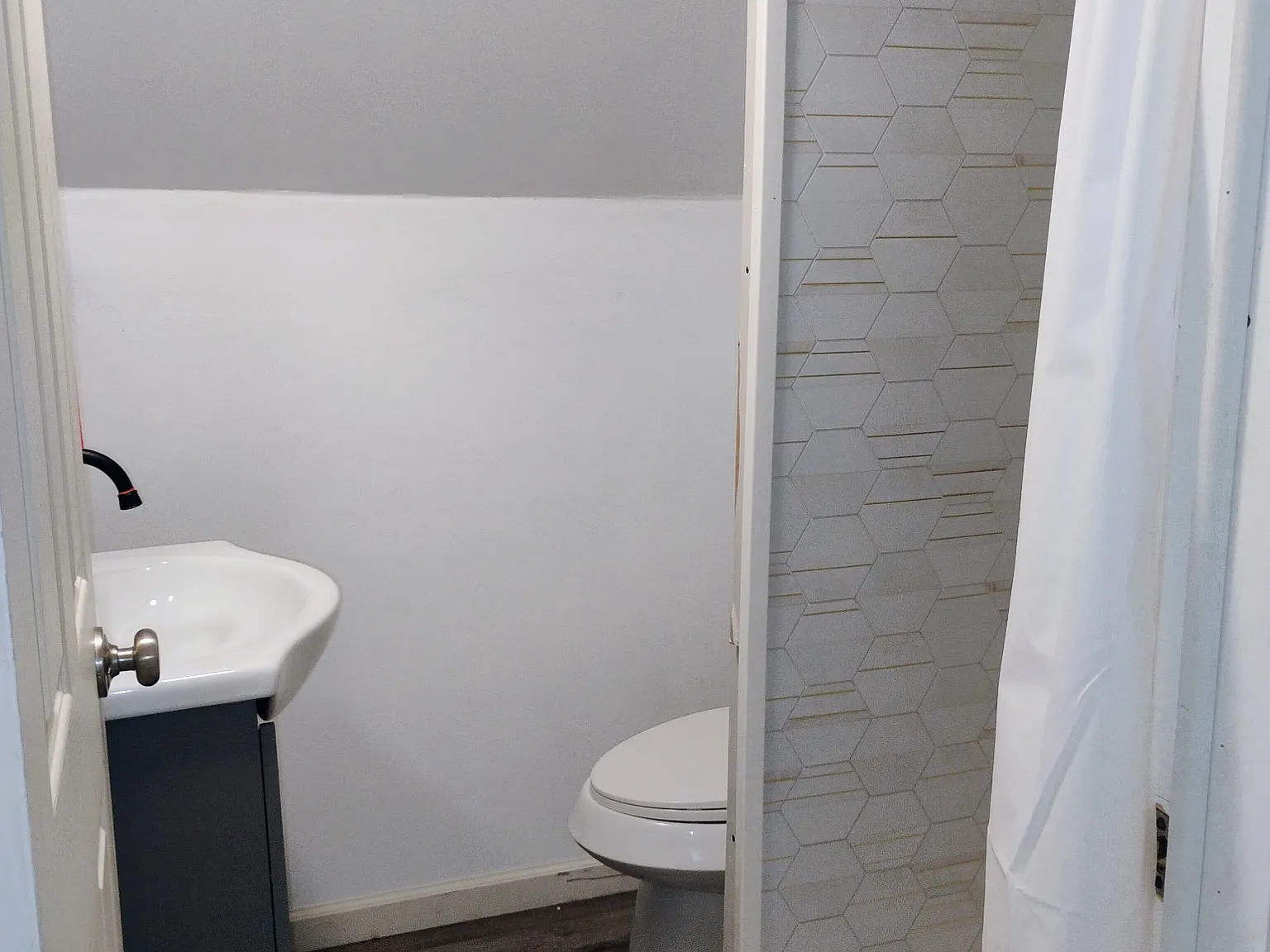 Studio, 600 sqft, $750 — Photo 4