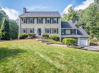 16 Peaslee Ct, Hampstead, NH 03841