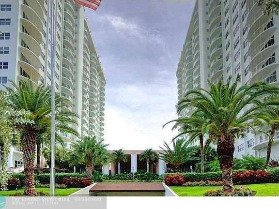 3rd image of 3400 Galt Ocean Dr APT 809S
