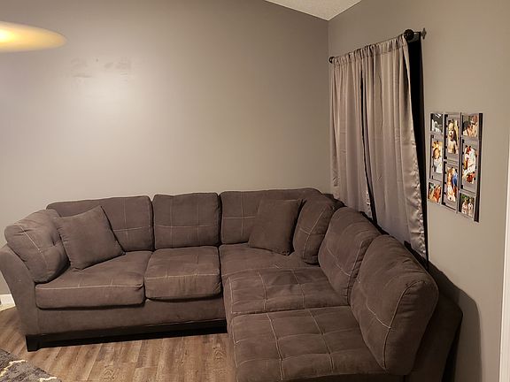 4th image of 5497 Bradley Ln