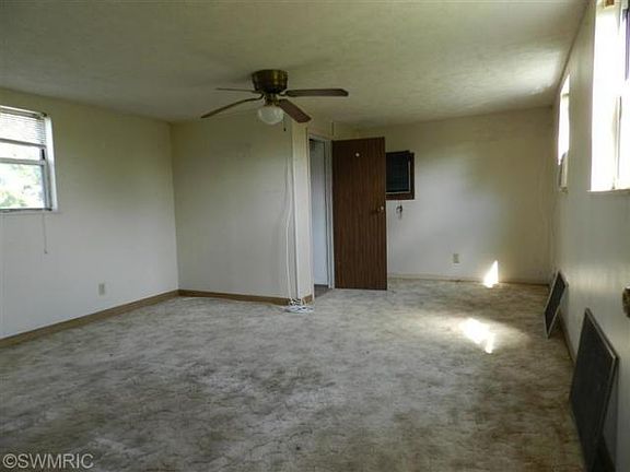 2nd image of 24541 Dewey Lake St