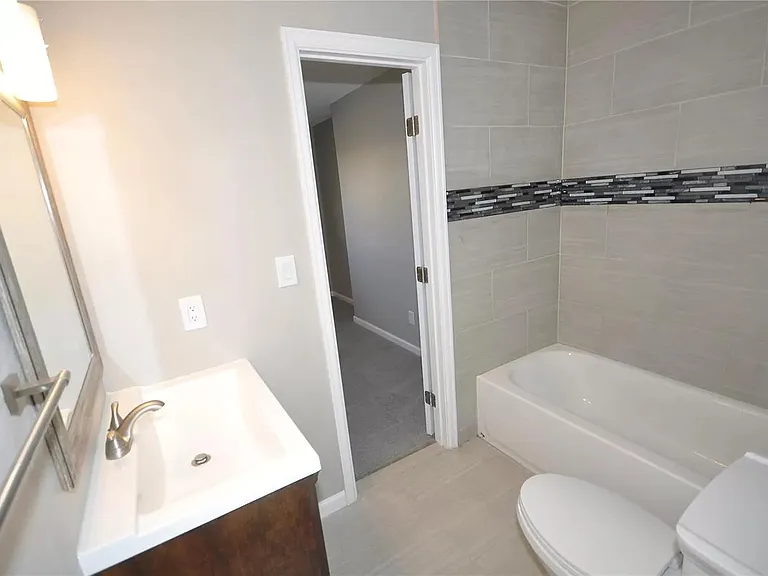 3671 W Union Ave — Photo 12