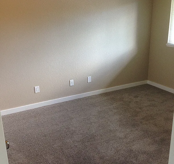 Edmonds Crest Apartments — Photo 10