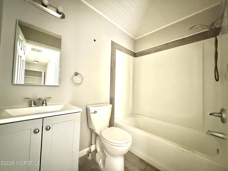 207 E Winged Foot Ct — Photo 10