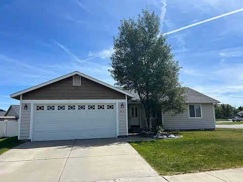 433 S Aspen St Photo 1