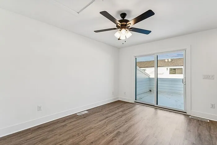 5015 Grayton Aly — Photo 105
