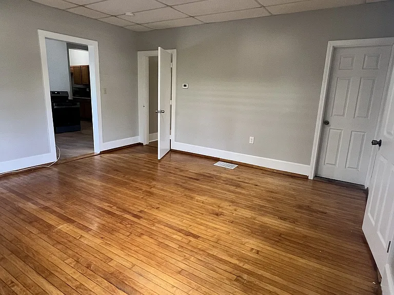 232 Pleasant St #1 — Photo 9