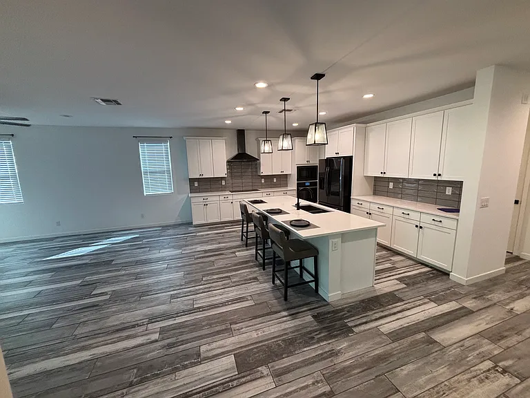 17650 W Hedgehog Pl — Photo 8