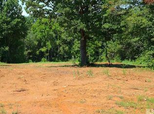 2115 Moss Farm Rd, Hickory, NC 28602