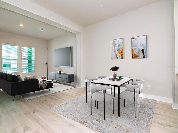 5th image of 2863 1st Ave S