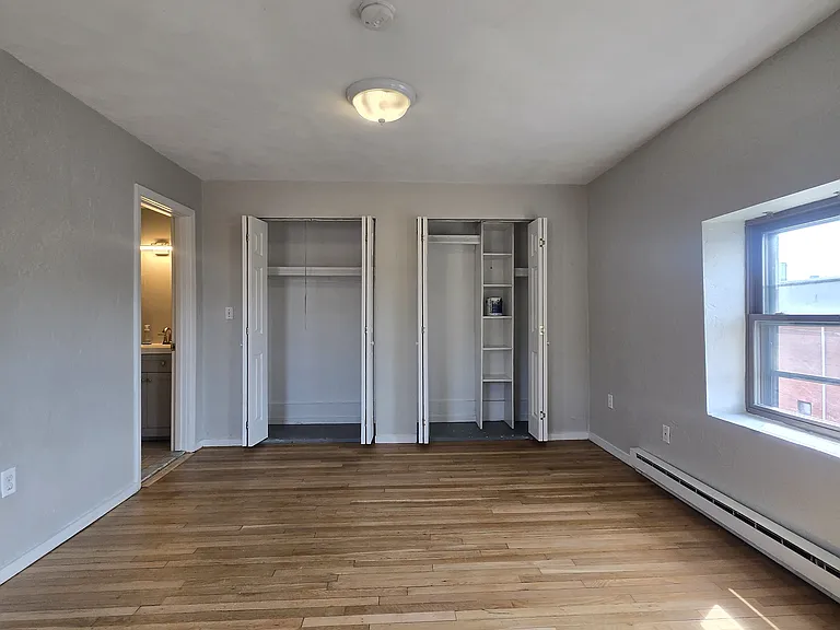 88 Broadway #10 — Photo 11