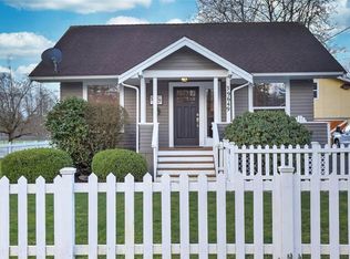 39649 SE Park St, Snoqualmie, WA 98065