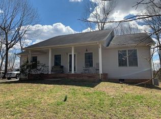 8553 Old Mill Dr, Roanoke, VA 24019