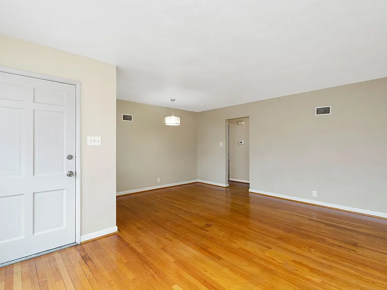 9518 Arban Dr — Photo 3