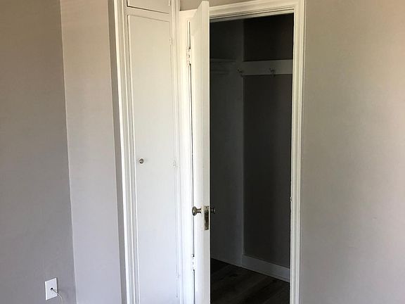 4th image of 416-418 N Yakima Ave #C