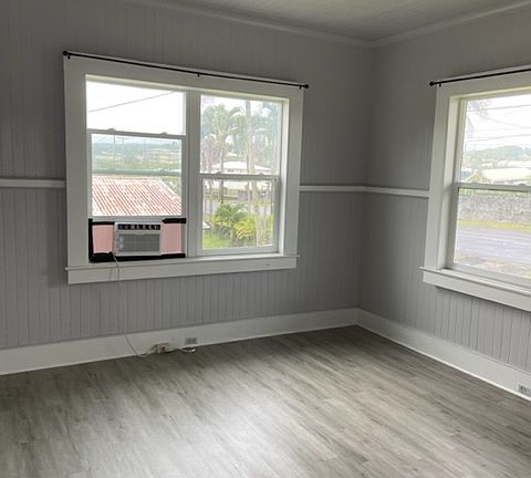5th image of 2271 Kilauea Ave