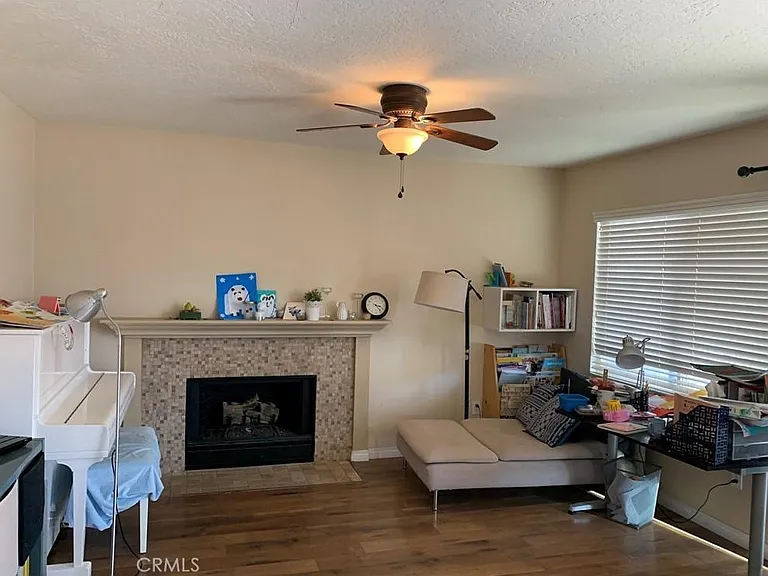 28561 Foxboro Ln — Photo 8