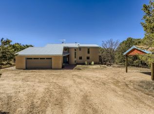 57 Apache Crk, Santa Fe, NM 87505