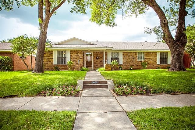 1st image of 2405 Lovell Dr