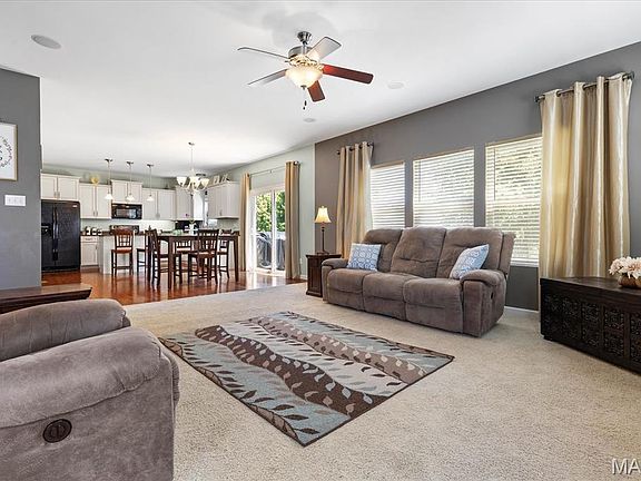 5th image of 1744 Briarmanor Dr
