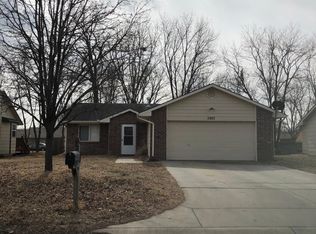 5207 W 11th St N, Wichita, KS 67212
