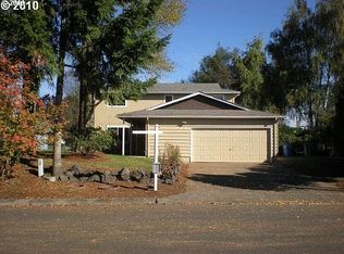 302 NW 8th St, Battle Ground, WA 98604