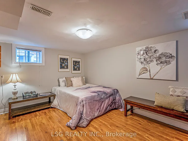 182 Lawrence Ave W #LOWER — Photo 7