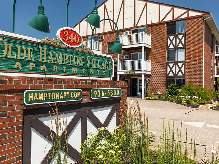 Olde Hampton Village — Photo 48