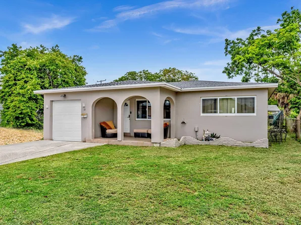 13 SE 14th Street, Dania Beach, FL 33004