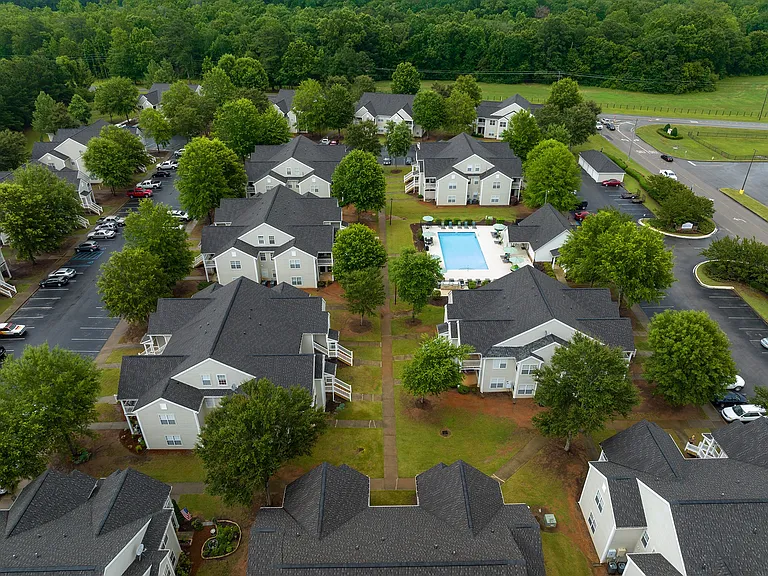 Maple Village Apartments — Photo 60