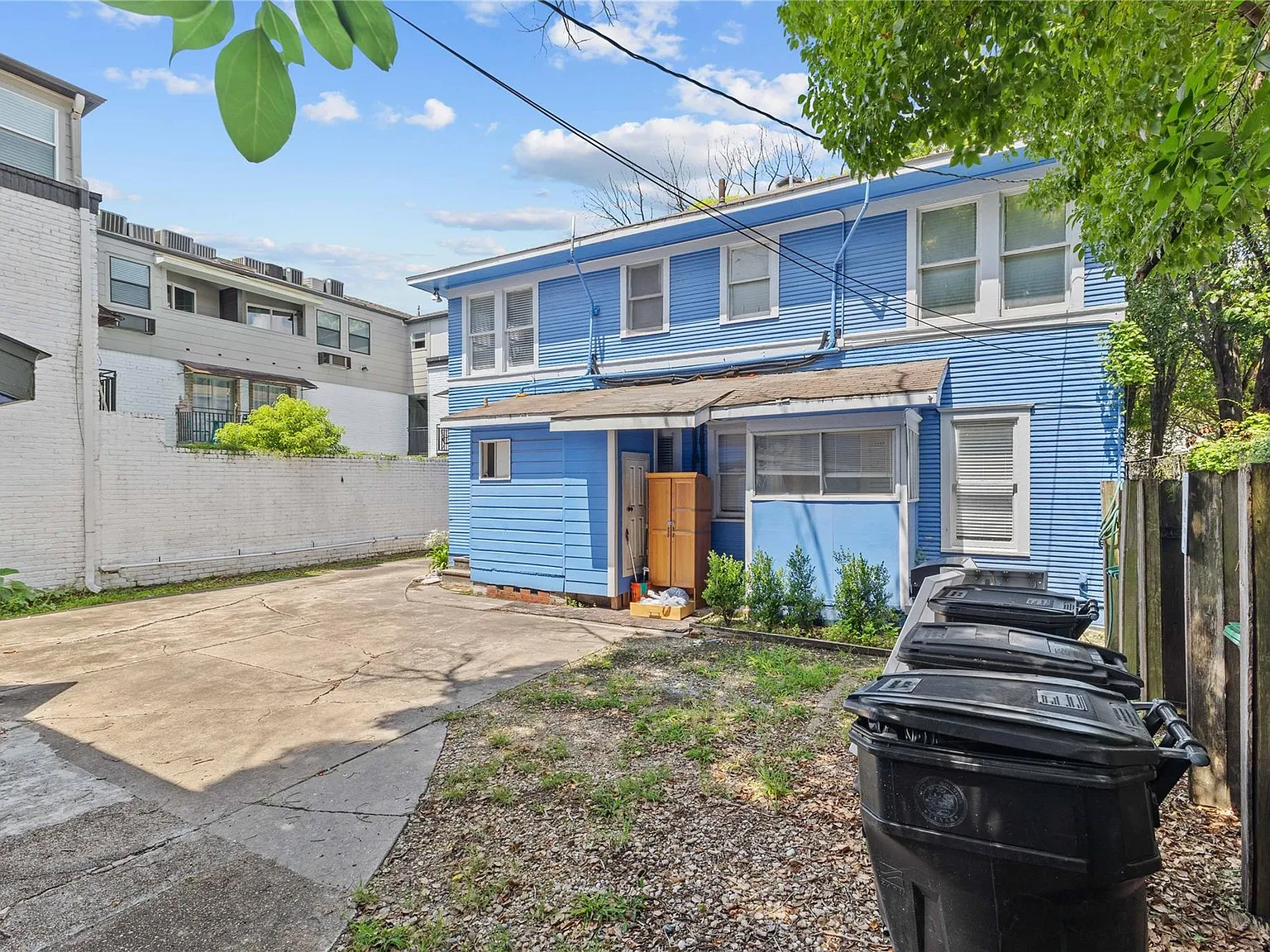 2 bed, 1.0 bath, 1100 sqft, $1,895 — Photo 3