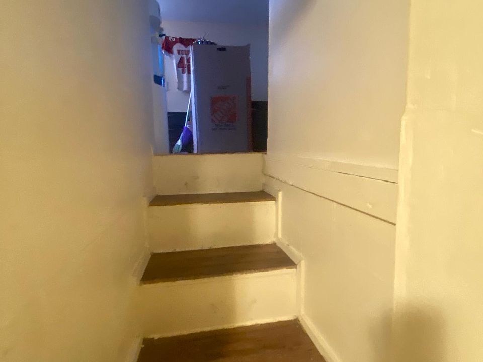 steps to/from bath