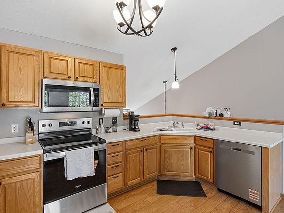 4th image of 1204 Timber Way