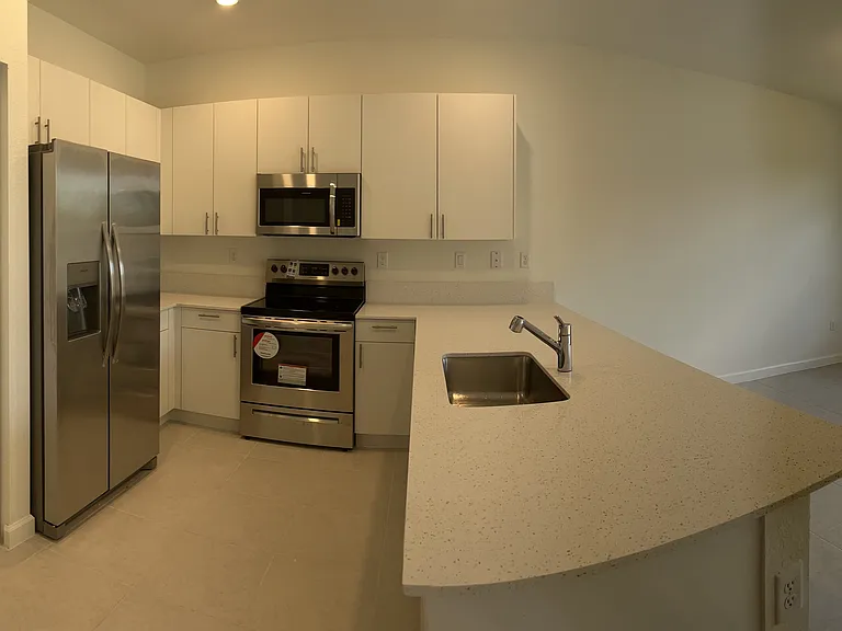 2628 SE 19th St #2628 — Photo 3