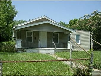 1st image of 4646 S Benton Ave