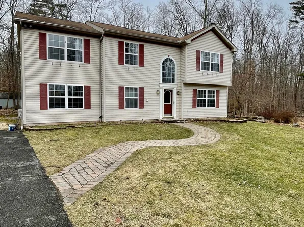 309 Spicebush Dr, East Stroudsburg, PA 18301