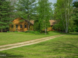 33 Interlaken Rd, Stockbridge, MA 01262