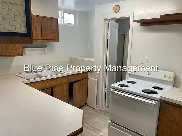 3354 E Iona Rd #8 — Photo 4