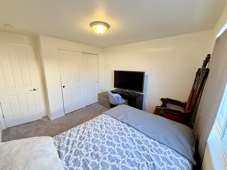 524 Darren Way — Photo 15