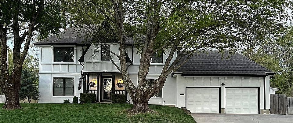 1st image of 1511 Woodland Ter