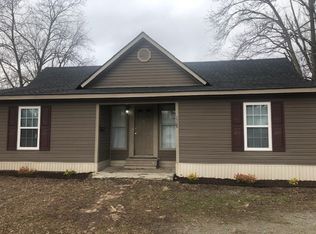 1308 S Maple St, Stuttgart, AR 72160