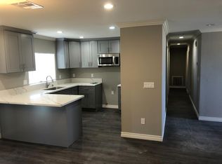 9485 Grapefruit Ave, Hesperia, CA 92345