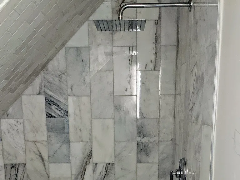 Rain shower head