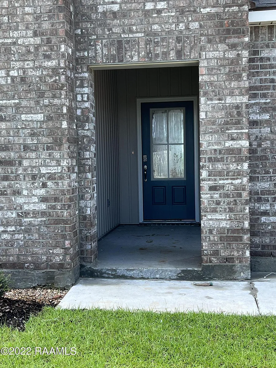 Building Photo - 213 Garden Oaks Ave