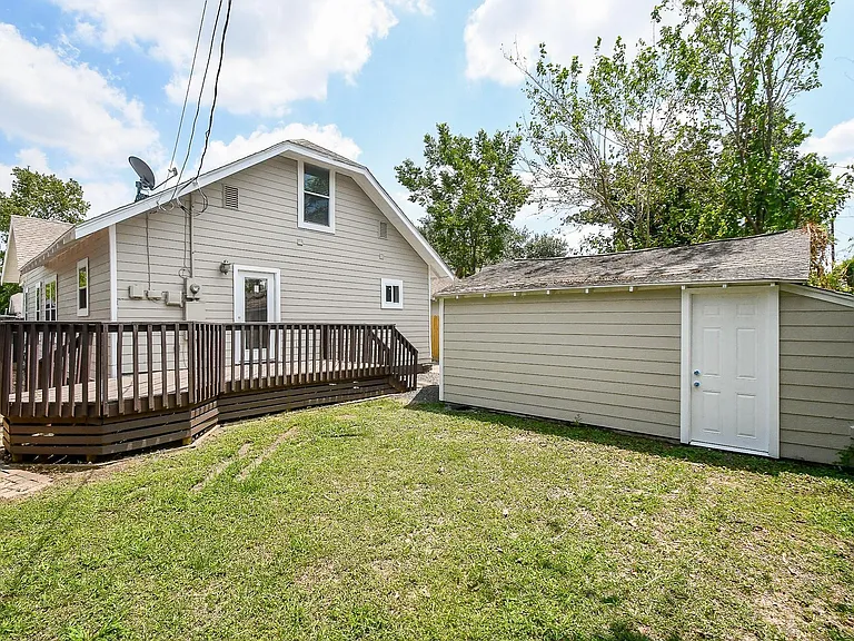 1307 Walton St — Photo 29